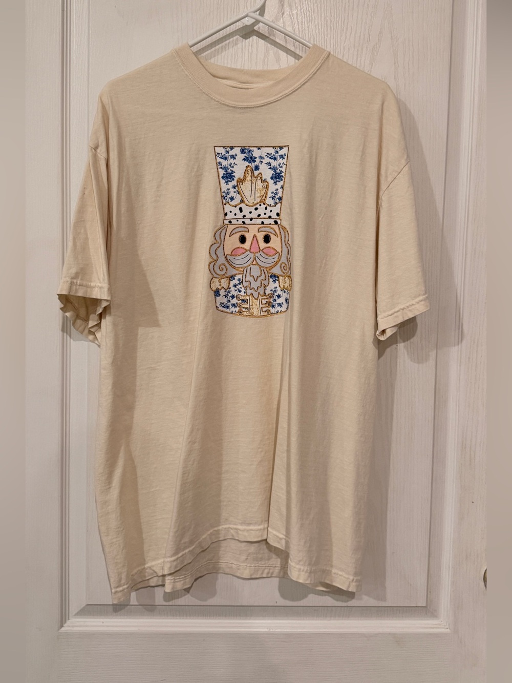 Comfort Colors Cream Short-Sleeve Tee with Nutcracker Graphic